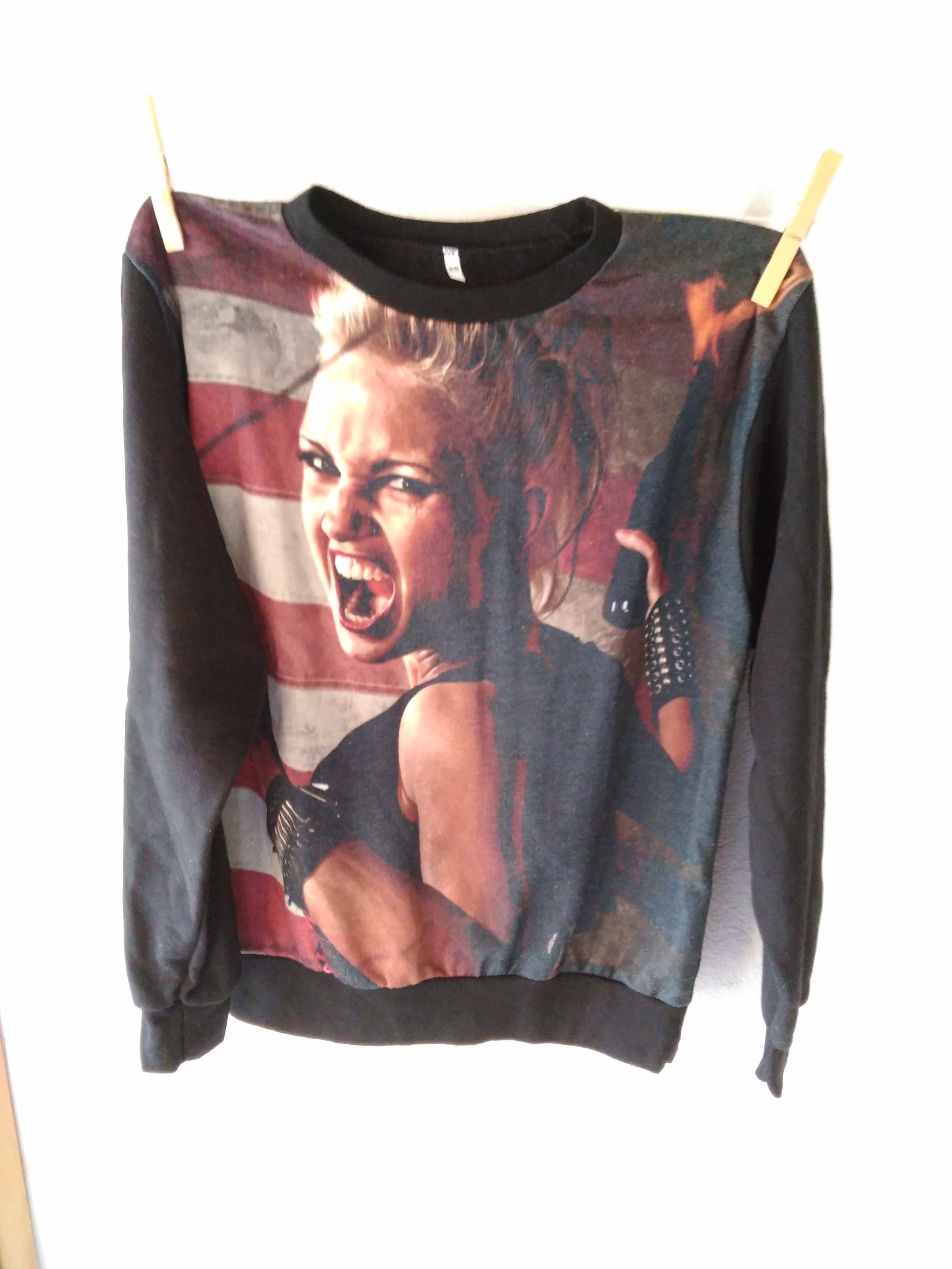 Ref. 001962016. Sudadera Mujer. Talla ?¿?