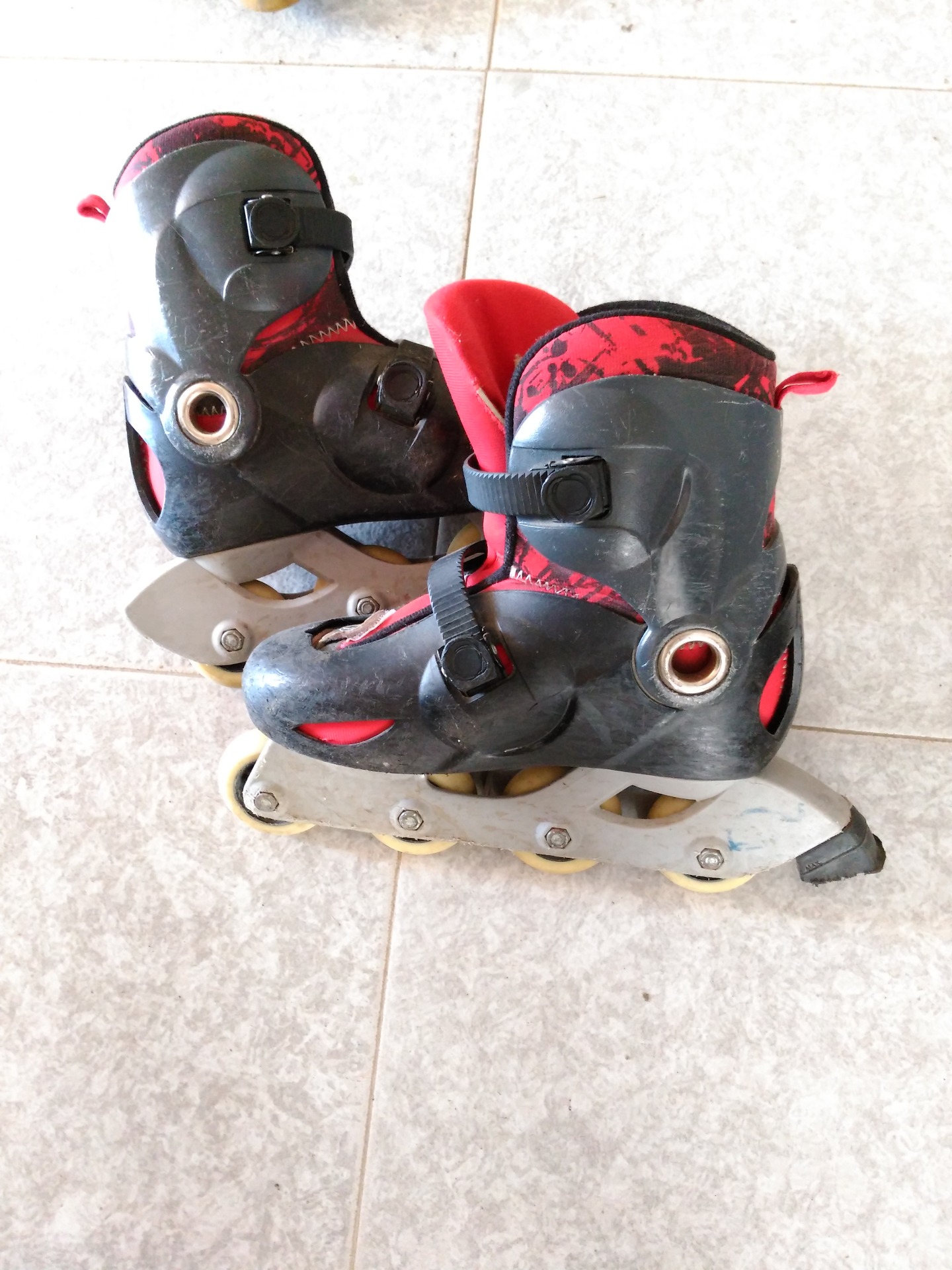 Ref. 004362016. Patines Linea Niña en Buen Estado. Talla: 34/36.