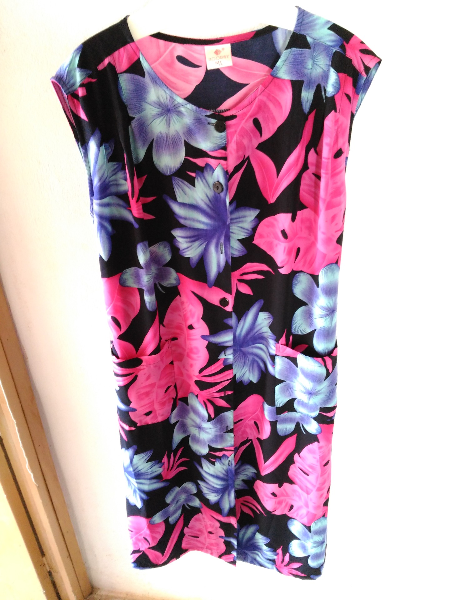 Ref. 005062016. Vestido Estampado Flores Azules. Talla: ML.